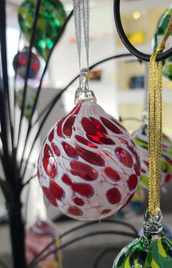 Christmas Decoration - Red with white: large round - Image 2