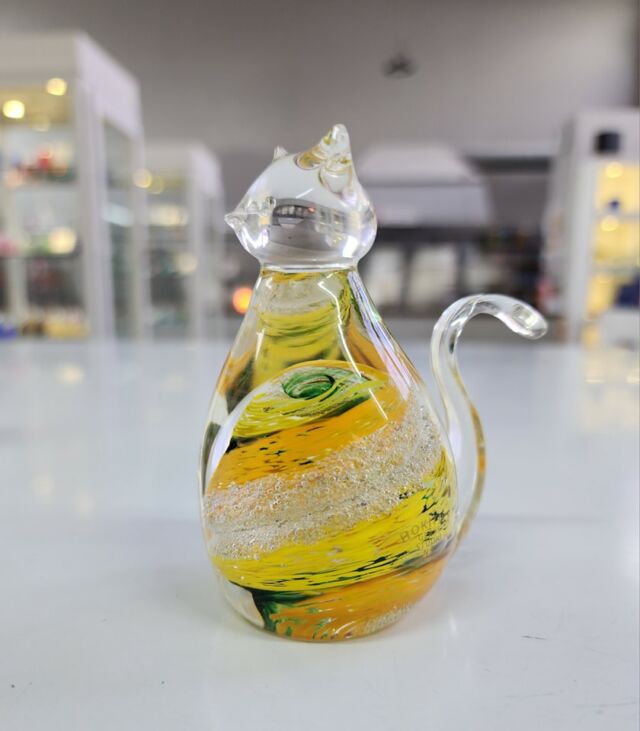 Another beautiful set of Memorials have been created this week. These needed to have the same colour tones as a vibrant sunflower.  I think the customer selected the perfect colour combination!!!!!

 #memorialglass #lovehokitika #nzglassblowers #buynzmade #familybusiness #supportlocal